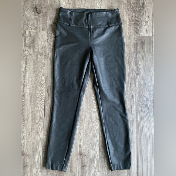 Reitmans Pants - Reitmans size 10 faux leather fleece lined pants/ leggings  - great condition!